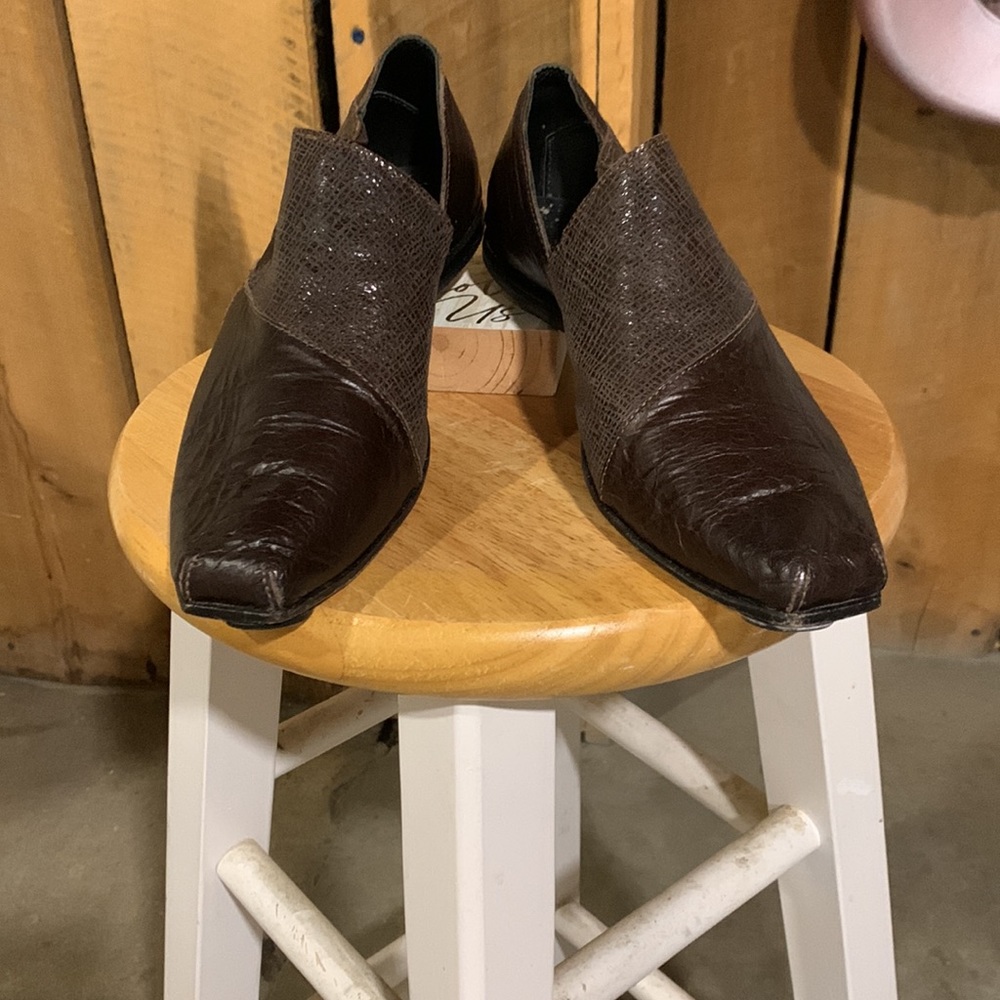 Cydwoq Loafers - Picture 2 of 8